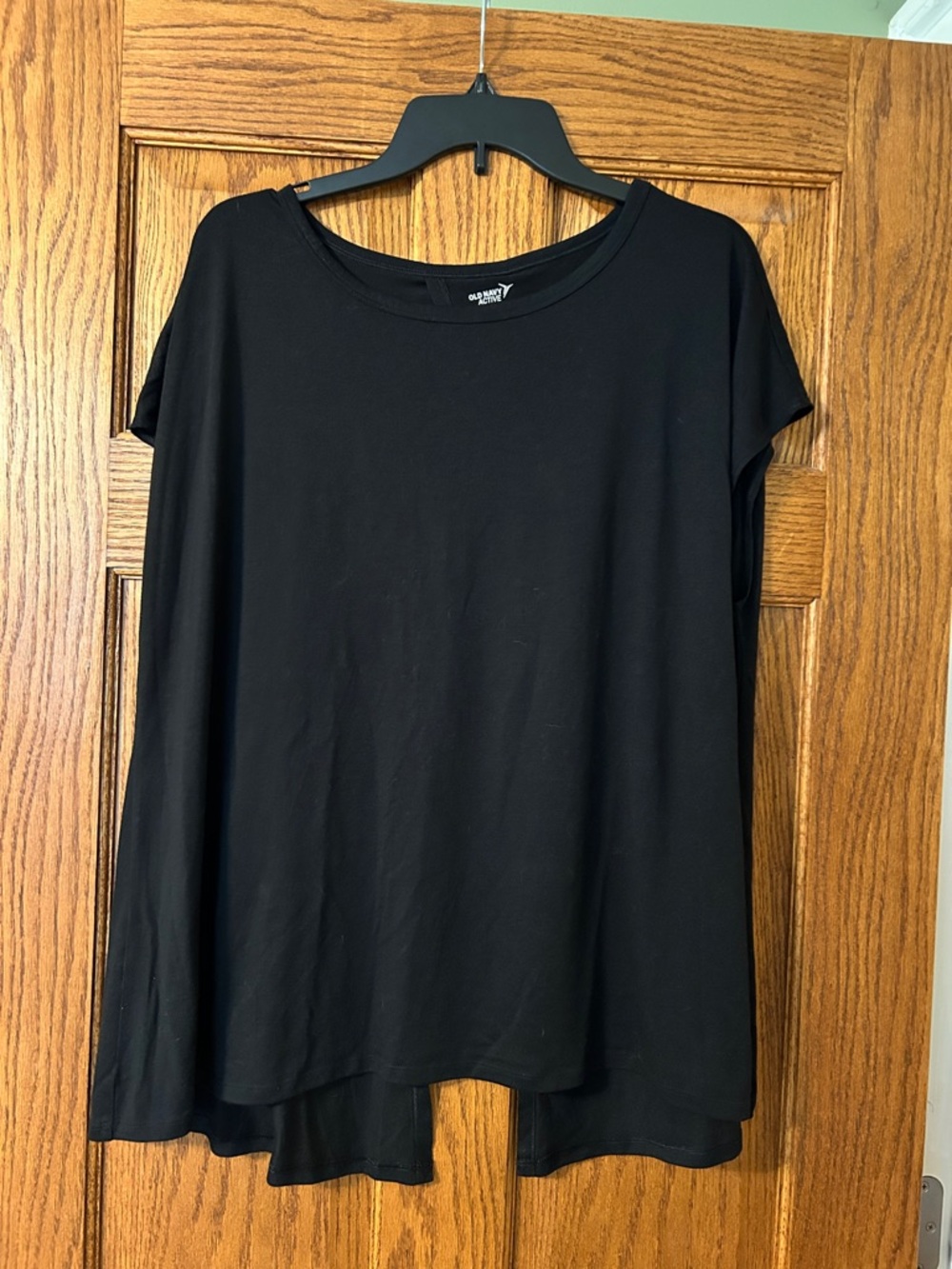 Old Navy Active Black Short Sleeve Open Back Top